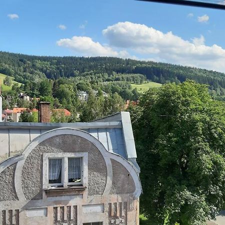 Apartament Przy Papierni Appartamento Duszniki Zdrój Esterno foto